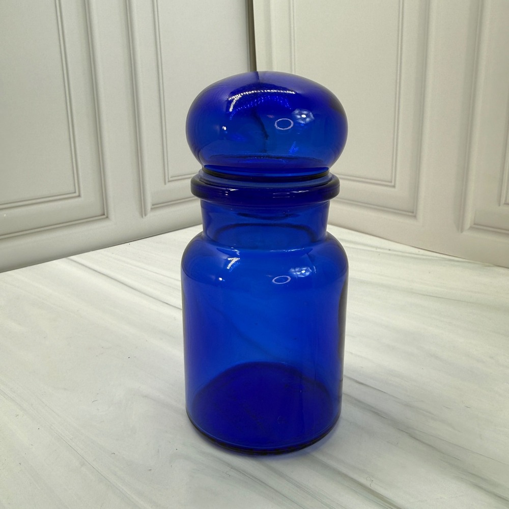 Vintage Cobalt Blue Glass Apothecary Jar with Bubble Lid Made in Belgium 5.5 in - Picture 6 of 6